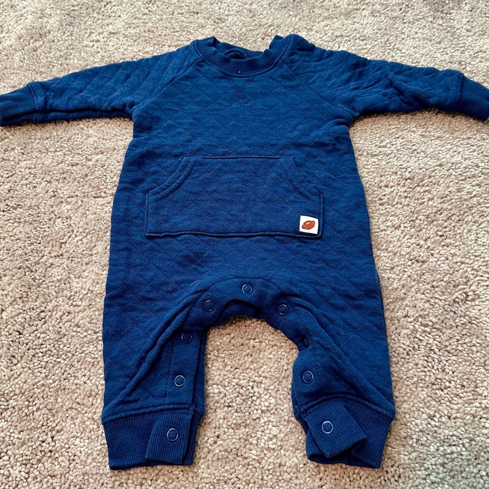 3 month Carters body suit